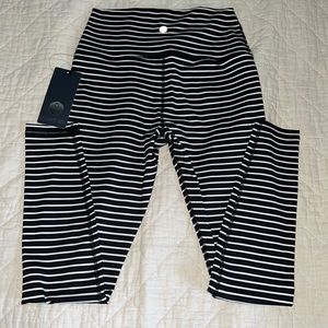 Scorpio Sol Athletic Leggings